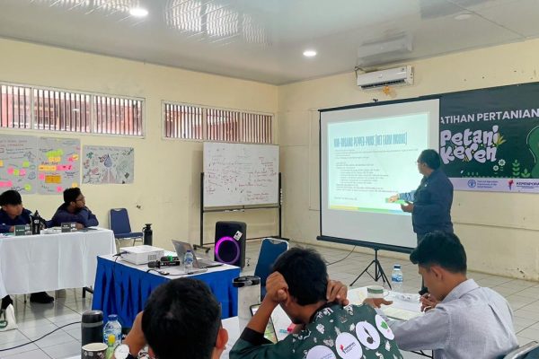 pelatihan agroekologi Petani Keren - sumber foto Istimewa
