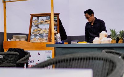 Oma Wajik Resto by Hotel 88 Bekasi Resmi Hadir di Spin Padel: Dukung Gaya Hidup Sehat Pecinta Padel