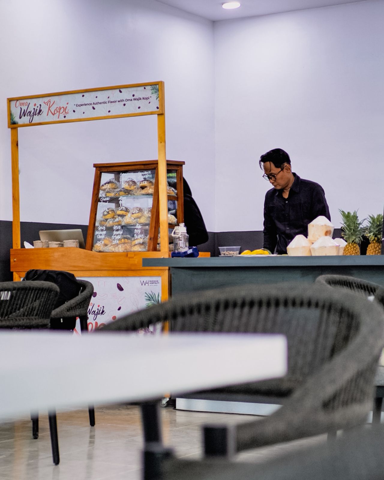 Oma Wajik Resto by Hotel 88 Bekasi Resmi Hadir di Spin Padel: Dukung Gaya Hidup Sehat Pecinta Padel