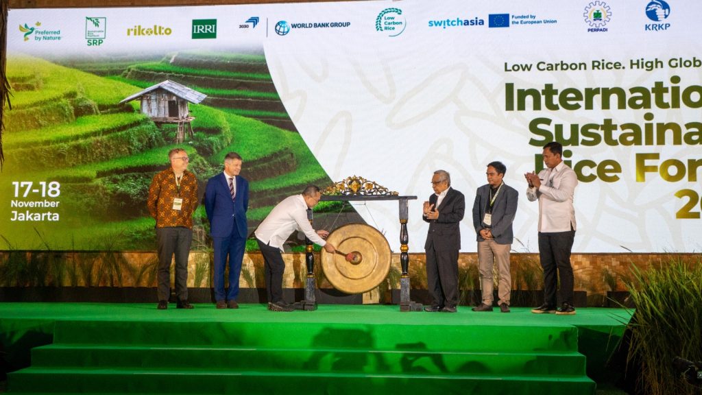 Seremoni pembukaan acara International Sustainable Rice Forum (ISRF) 2025 di Discovery Ancol, Jakarta Utara, Senin (17/11/2025). Dok Istimewa