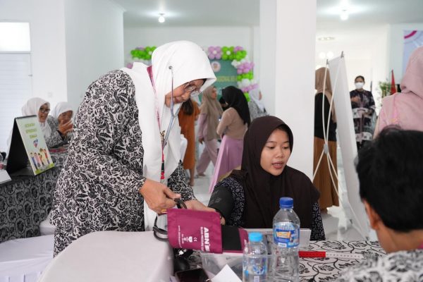 Unicharm & IBI Rayakan HKN dengan Edukasi Popok - sumber foto Unicharm