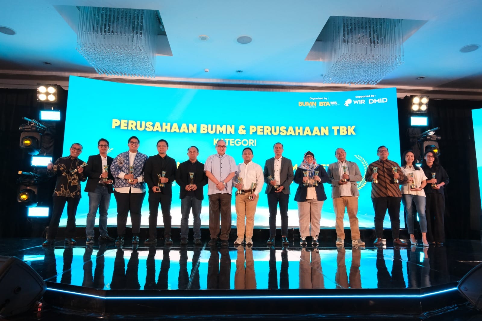 PERURI Raih Penghargaan Platinum dan Gold di BUMN Branding dan Marketing Award 2025