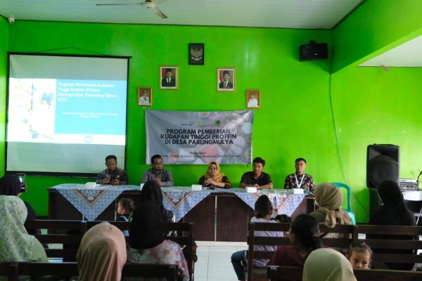 PERURI Perkuat Komitmen Turunkan Stunting Lewat Program Pemberian Makanan Tambahan di Desa Parungmulya Karawang
