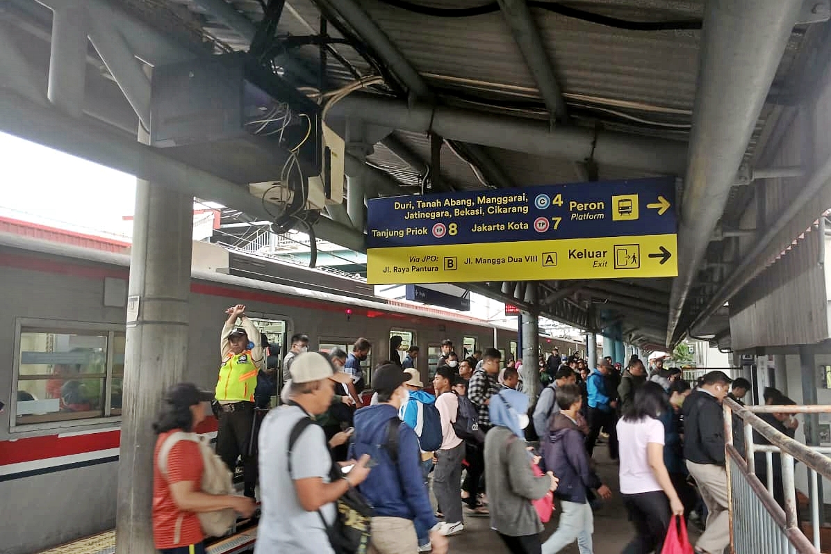 Layanan Commuter Line Cikarang dan Commuter Line Tanjung Priok Sudah Kembali Normal