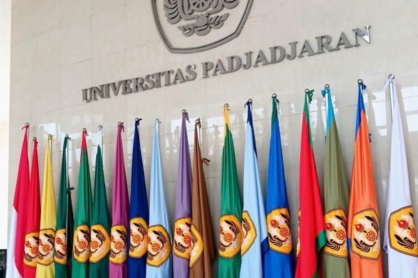 Beasiswa Guru Unpad 2026 untuk kuliah S2 gratis bagi guru aktif