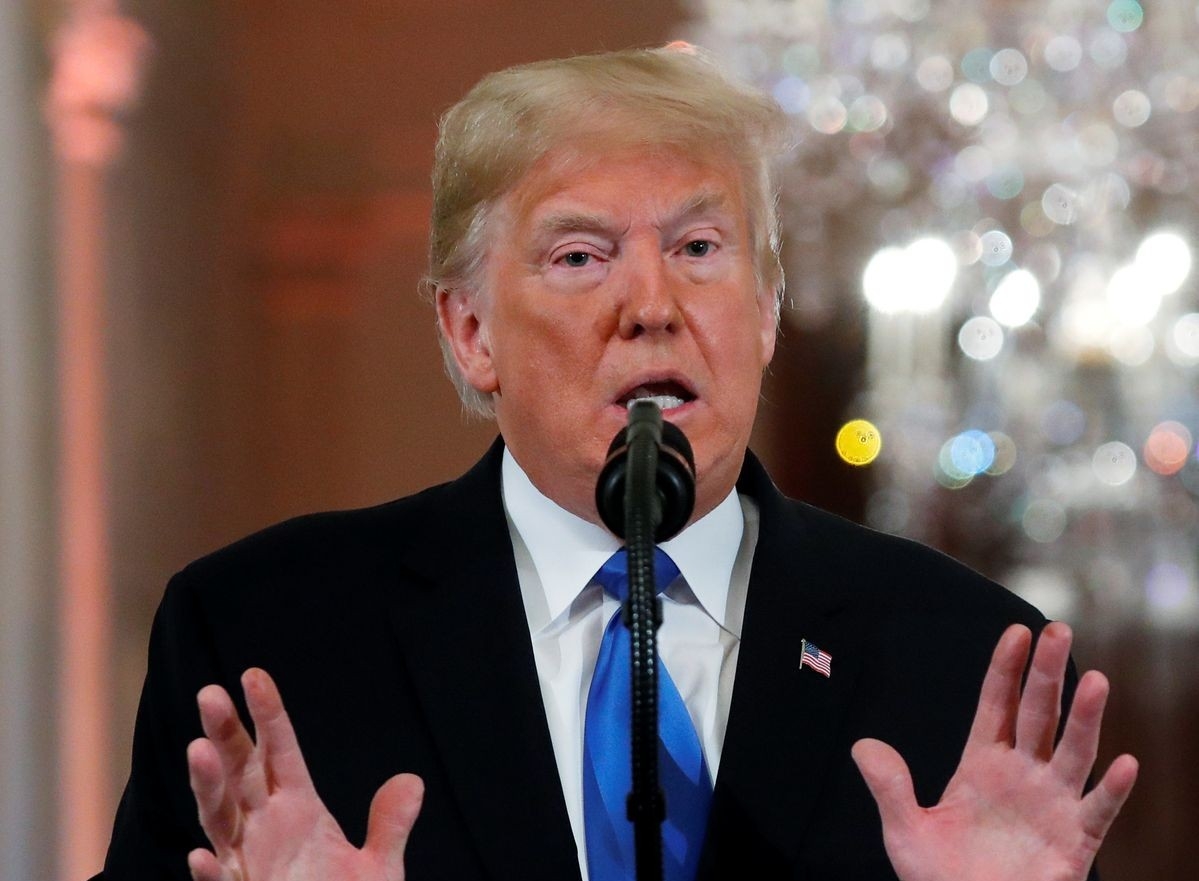 Trump bank cek status imigrasi nasabah