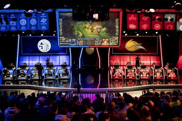 Profesi gaming coach