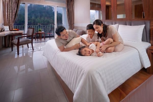 liburan sekolah anak kembali ke alam di Le Eminence Puncak