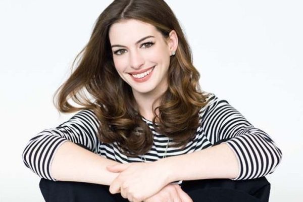 Anne Hathaway hamil anak ketiga