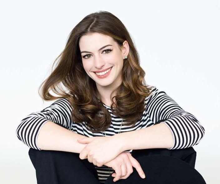 Anne Hathaway hamil anak ketiga