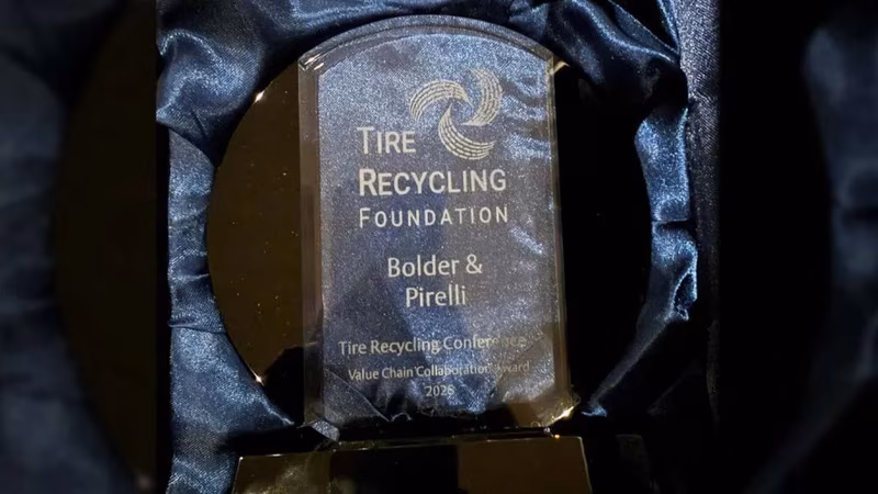 Pirelli Luncurkan Revolusi Daur Ulang Ban (Image: cleanthesky)