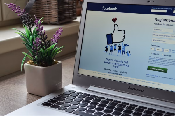 Facebook down hari ini