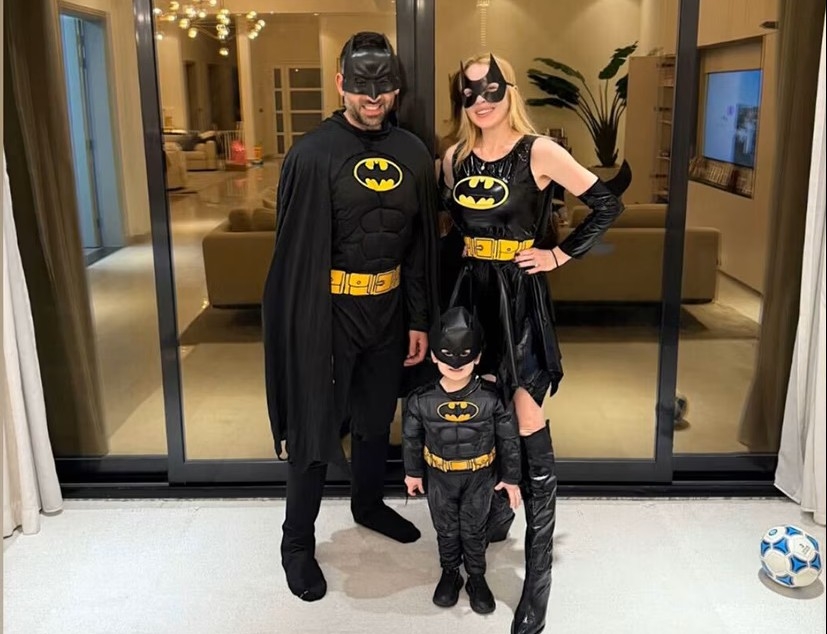 Lindsay Lohan bagikan foto langka putranya