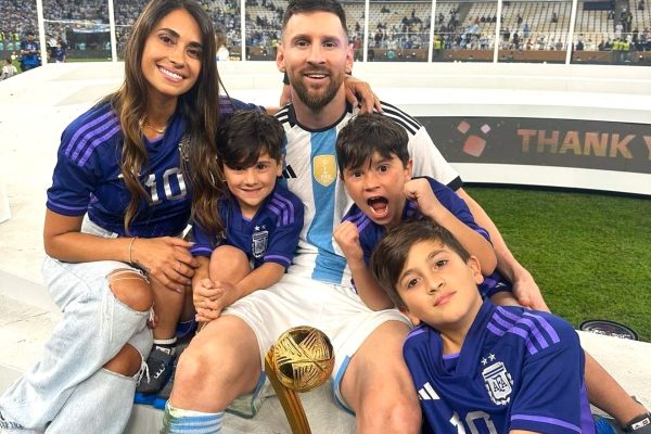 Kisah Cinta Lionel Messi dan Antonela