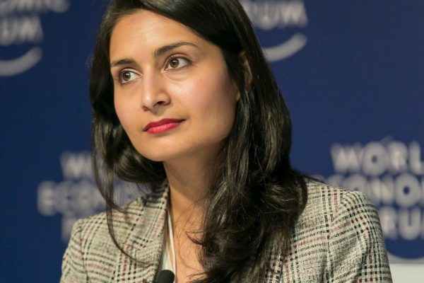 Saadia Zahidi menjadi pemimpin baru IATA