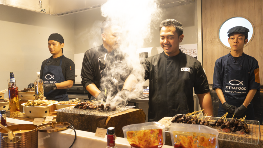 Sate Nusa Sambal Bangsa kuliner Nusantara menghadirkan 10 sate khas Indonesia dari Sabang hingga Merauke dalam perayaan kemerdekaan RI