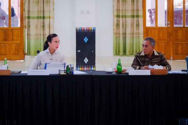 Menpar Widiyanti Bertemu Ekosistem Pariwisata Labuan Bajo, Dorong Pemulihan dan Penguatan Ketangguhan Destinasi Pascagempa